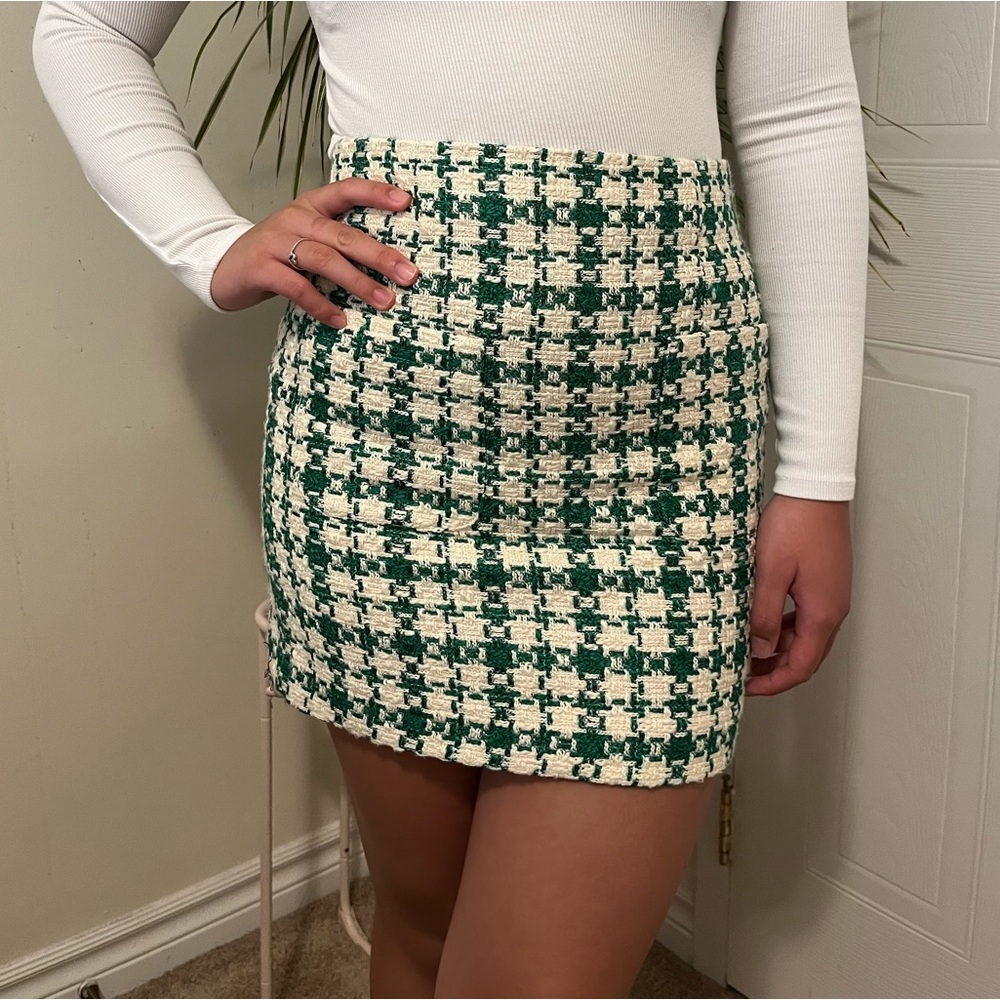 Zara Green and Cream Tweed Mini Skirt